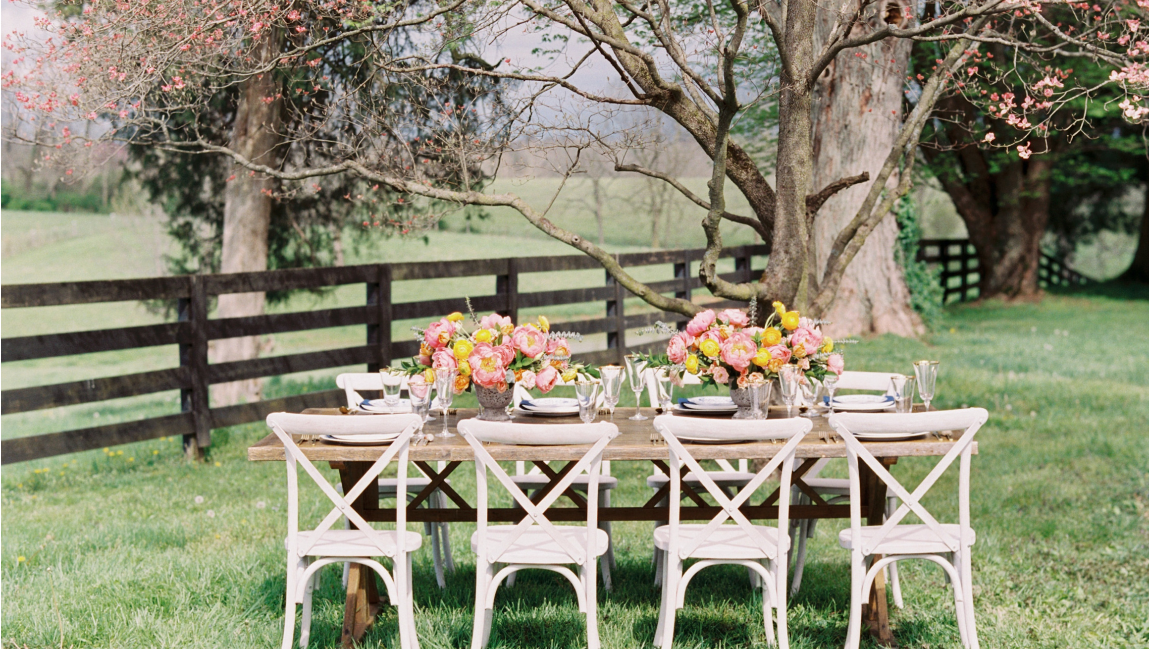 Outdoor Spring Wedding in Kentucky