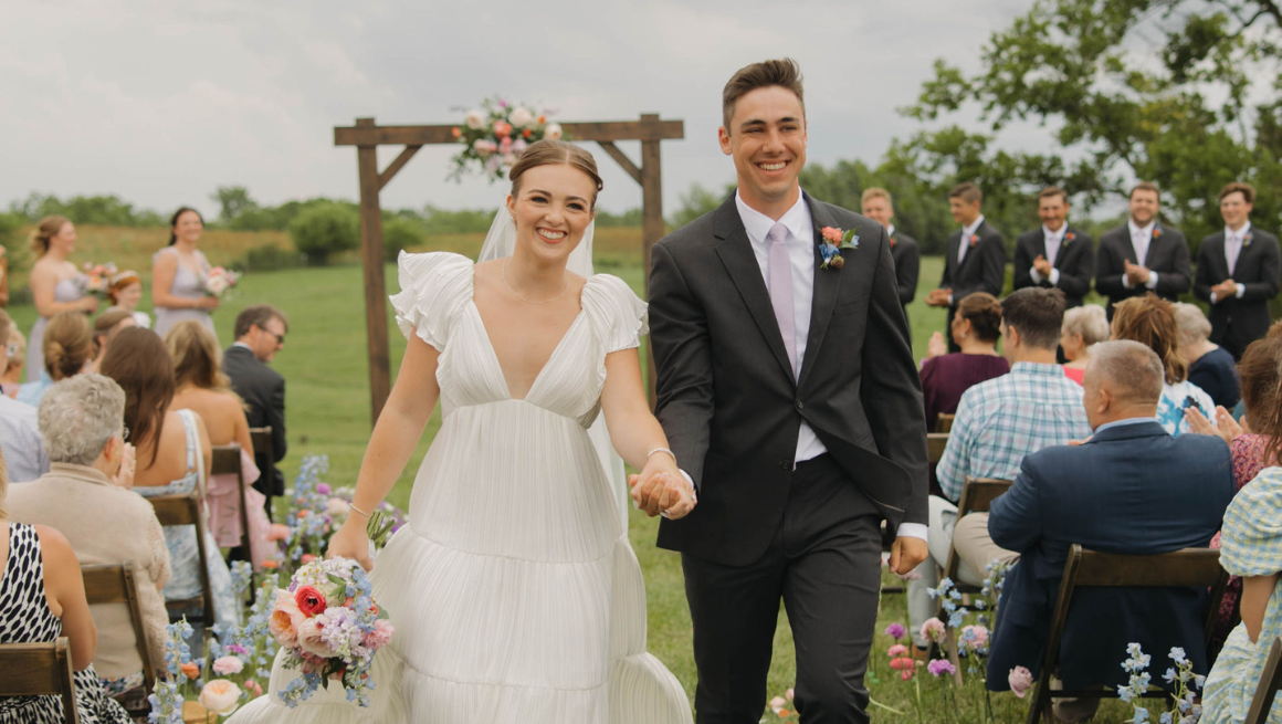 How to plan a wedding ceremony that feels like you - warrenwood manor - kentucky wedding